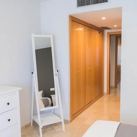 Moderno En Guadalmina Golf - *