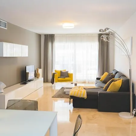Apartmán Precioso En Guadalmina Golf - *